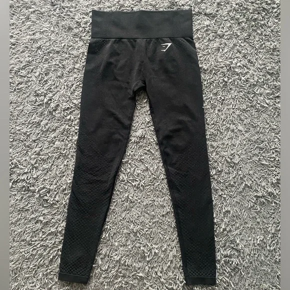 Gymshark Black Leggings - Picture 1 of 3